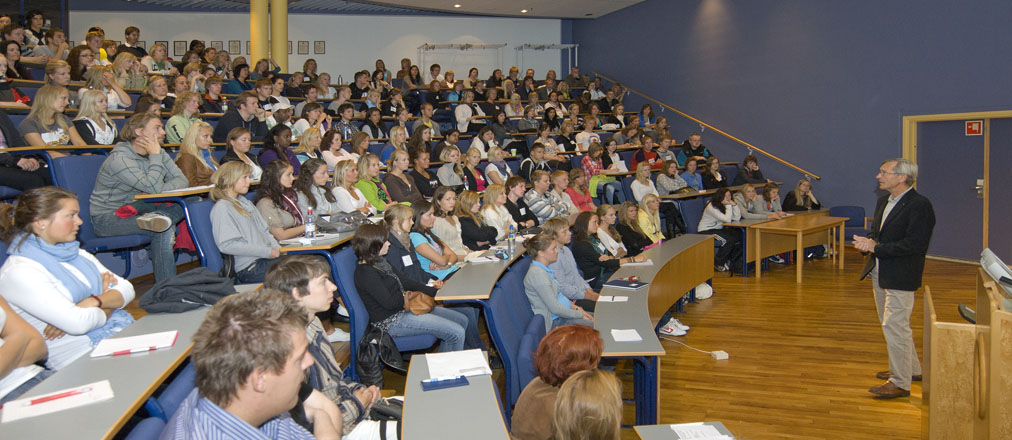 Studenter i forelesning=72-w.jpg
