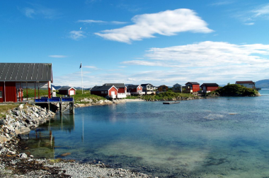 sommar&oslash;ya.png (Studiekatalog (380px))