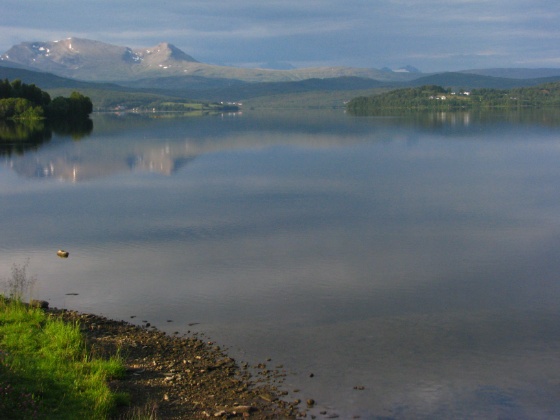 Sagelvvatn.JPG (Bredde: 560px)