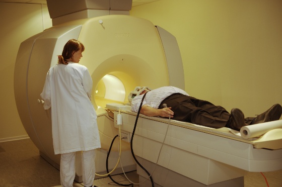 MR r&oslash;ntgen scanning p&aring; UNN (Bredde: 560px)