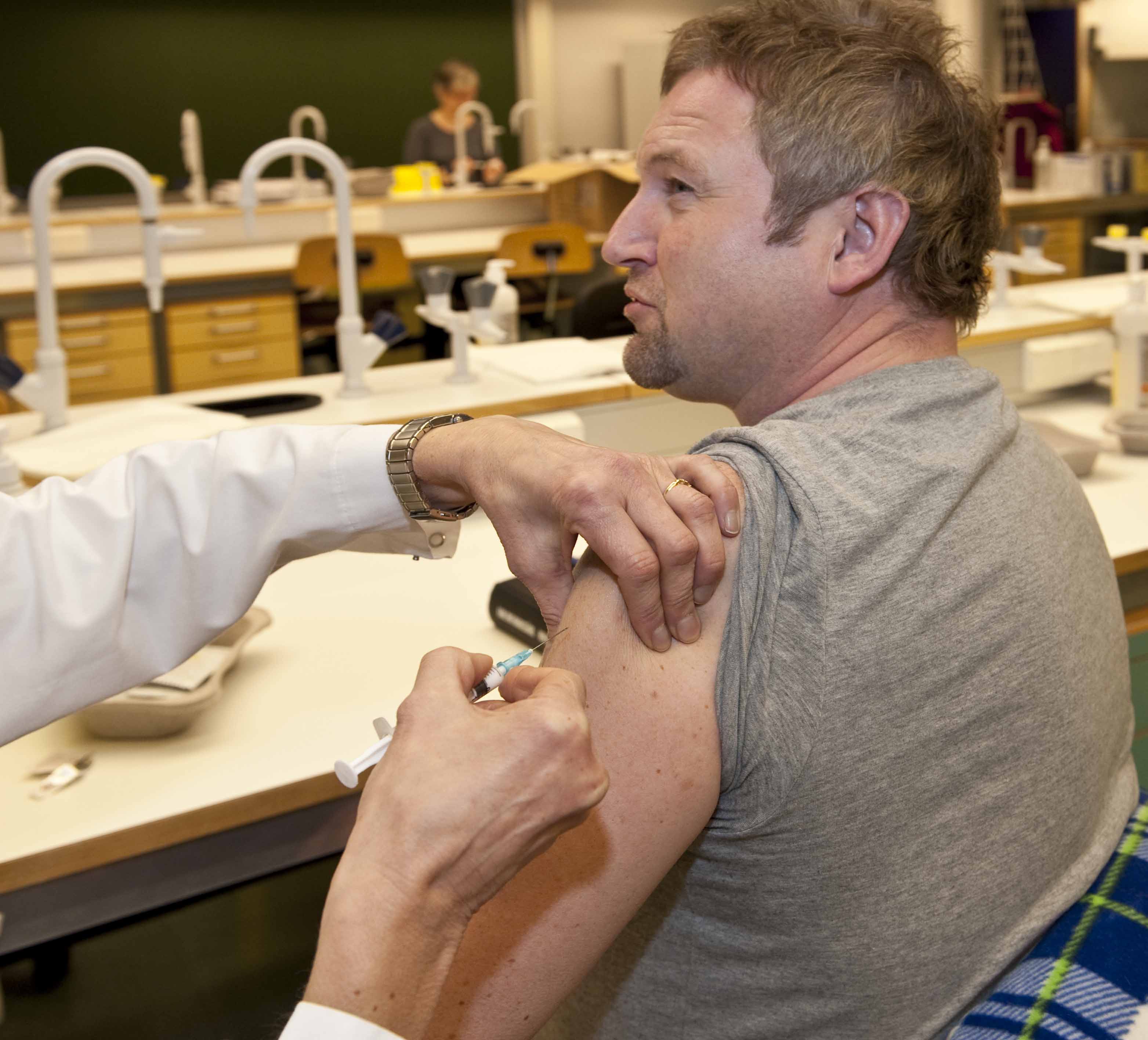 Vaksinering p&aring; helsefak