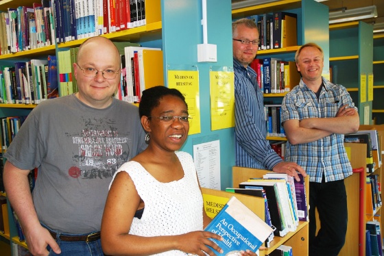 bibliotek2red.jpg (Bredde: 560px)