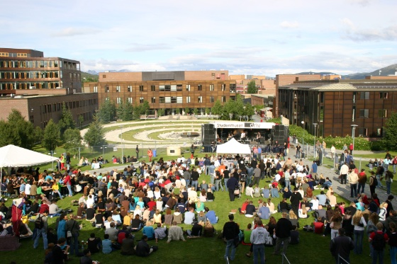 campus2.JPG (Bredde: 560px)