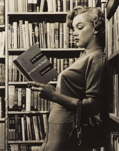 1951. Marilyn Monroe reading Arthur Miller’s adaptation of Ibsen’s An Enemy of the People (En Folkefiende).