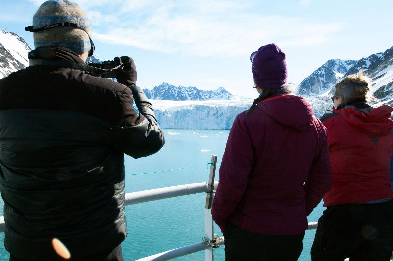 Toktdeltakerne på årets Outreach-tokt på Svalbard fikk mange flotte naturopplevelser. Alle foto: Karine Nigar Aarskog
