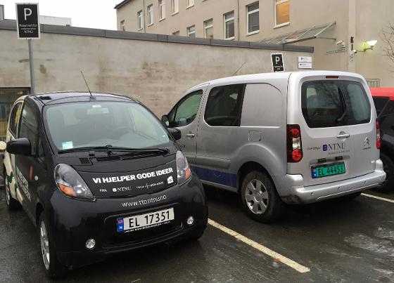 El-bil.jpg NTNU har egne el-biler som ansatte kan bruke i arbeidstida. Foto: Karine Nigar Aarskog