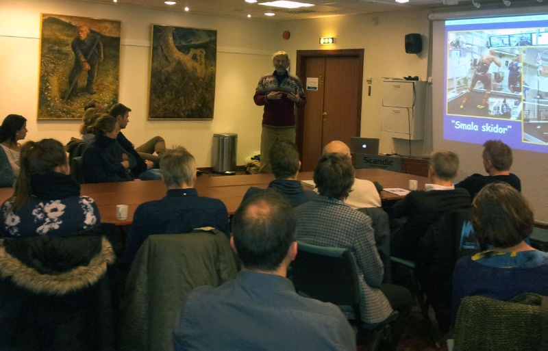 Hans Christian Holmberg holdt &aring;pent foredrag p&aring; Grand Hotell i Troms&oslash; i forrige uke. 