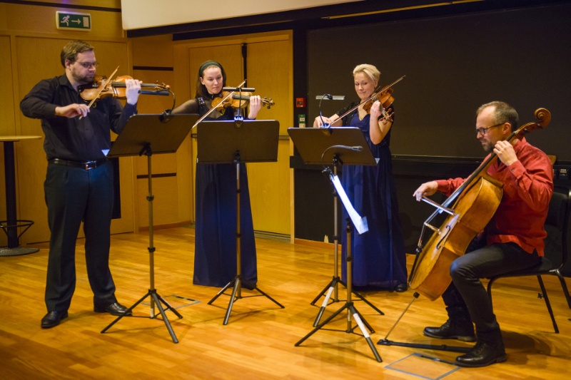 Nordnorsk Opera og Symfoniorkester underholdt med musikkinnslag. 