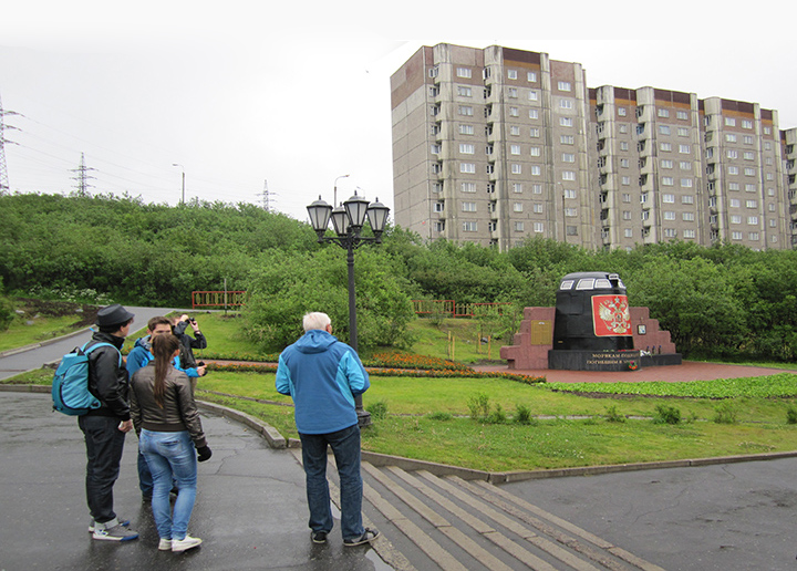 Tourists visiting the Kursk memorial, Murmansk