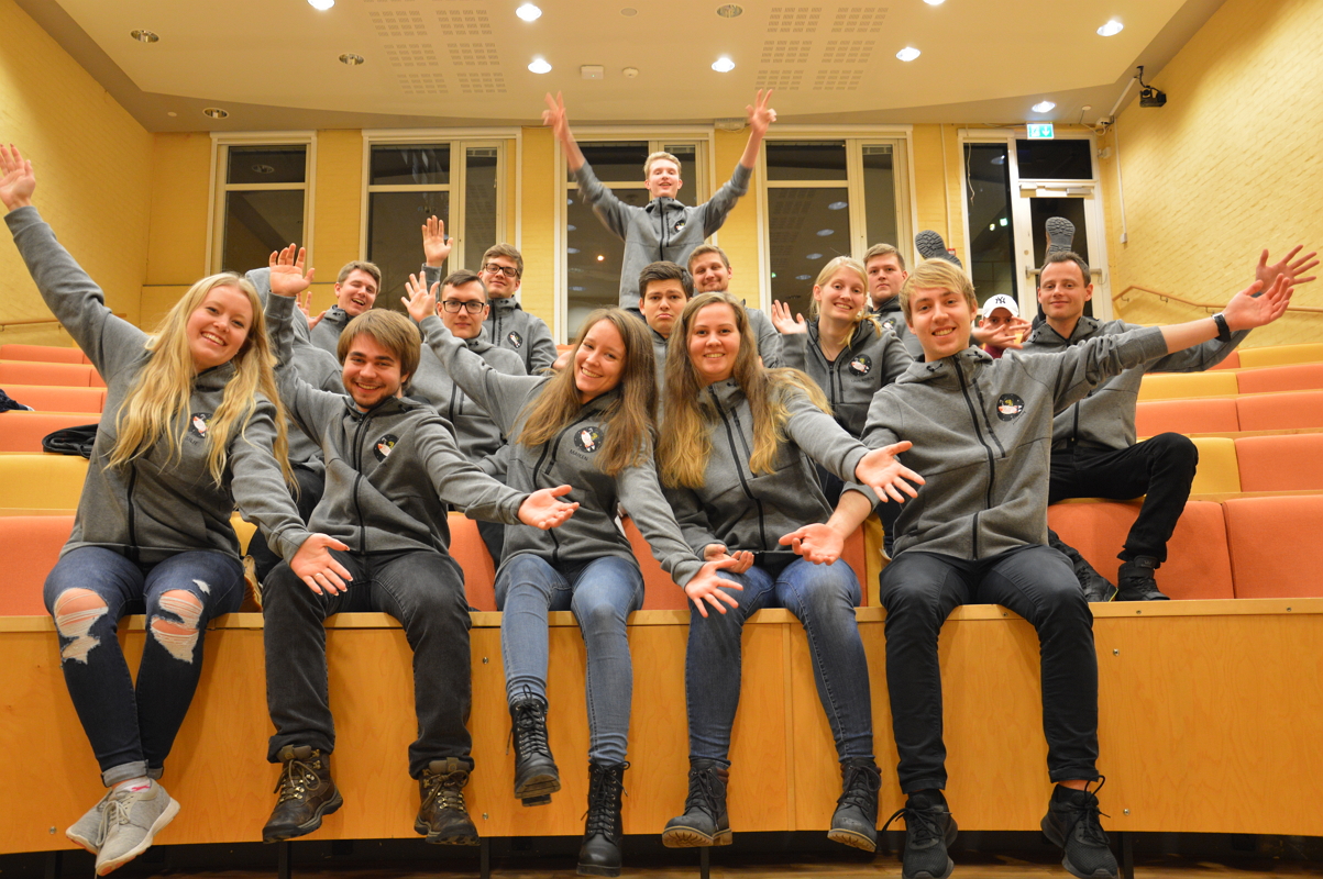 Glade studenter ved UiT campus Narvik