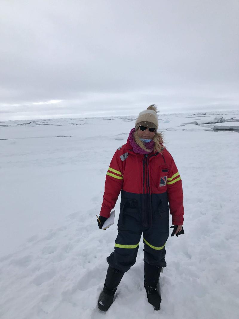 Catalina Blix i eit av sine rette element – i Arktis. 