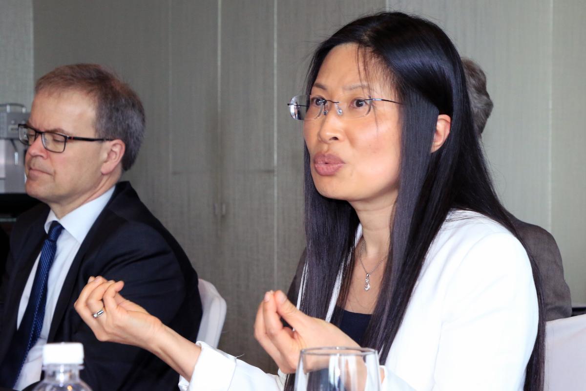 Young-Sook Lee under et besøk i Kina sammen med en UiT-delegasjon.