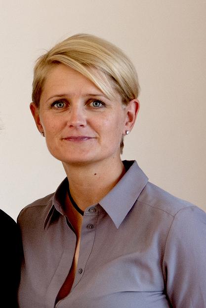  Dekan ved juridisk fakultet, Lena Lauritsen Bendiksen er veldig fornøyd med evalueringen. 