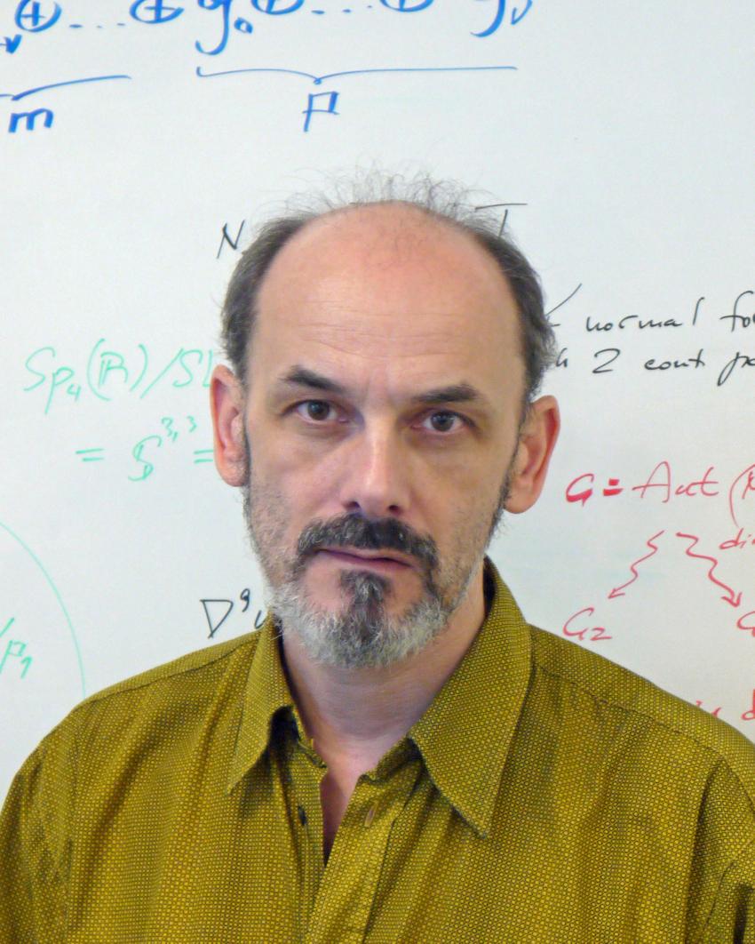 professor matematikk og fysikk Kruglikov