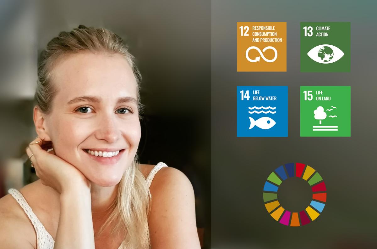 Smilende blond jente med illustrasjon av fire av FNs bærekraftsmål