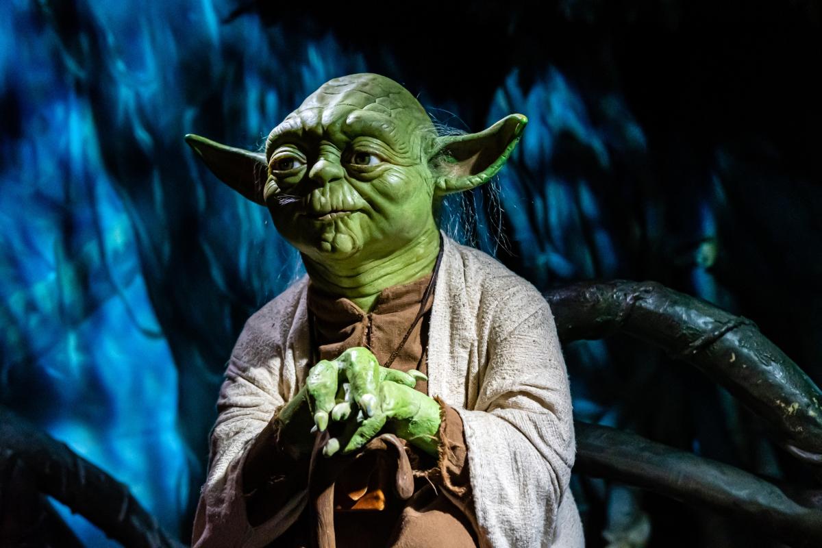 Yoda sies å ha sterk kommunikasjon med "The Force" i Star Wars. Har Den hellige ånd noe felles med Kraften? 