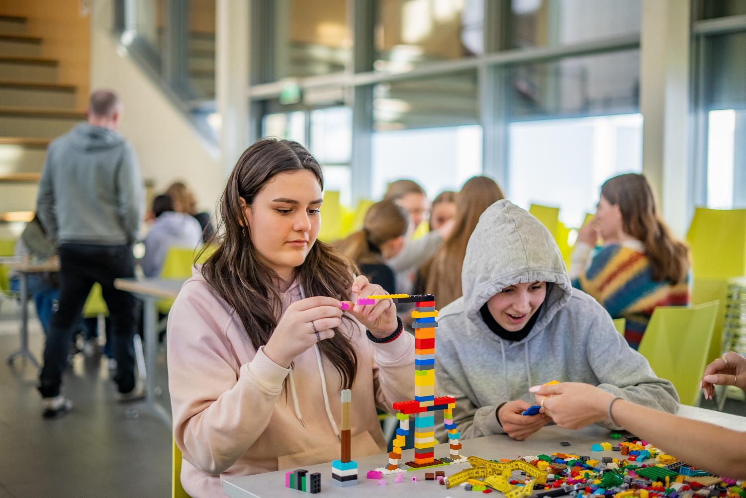 Illustrasjons-/bannerbilde for STEM &oslash;kosystem i 2024