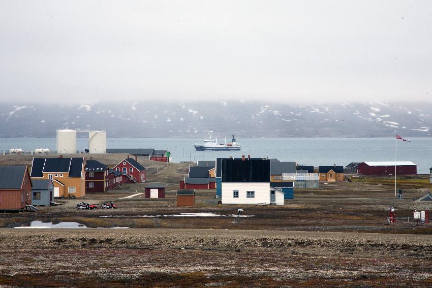 UiT ønsker å være permanent på Ny-Ålesund. 