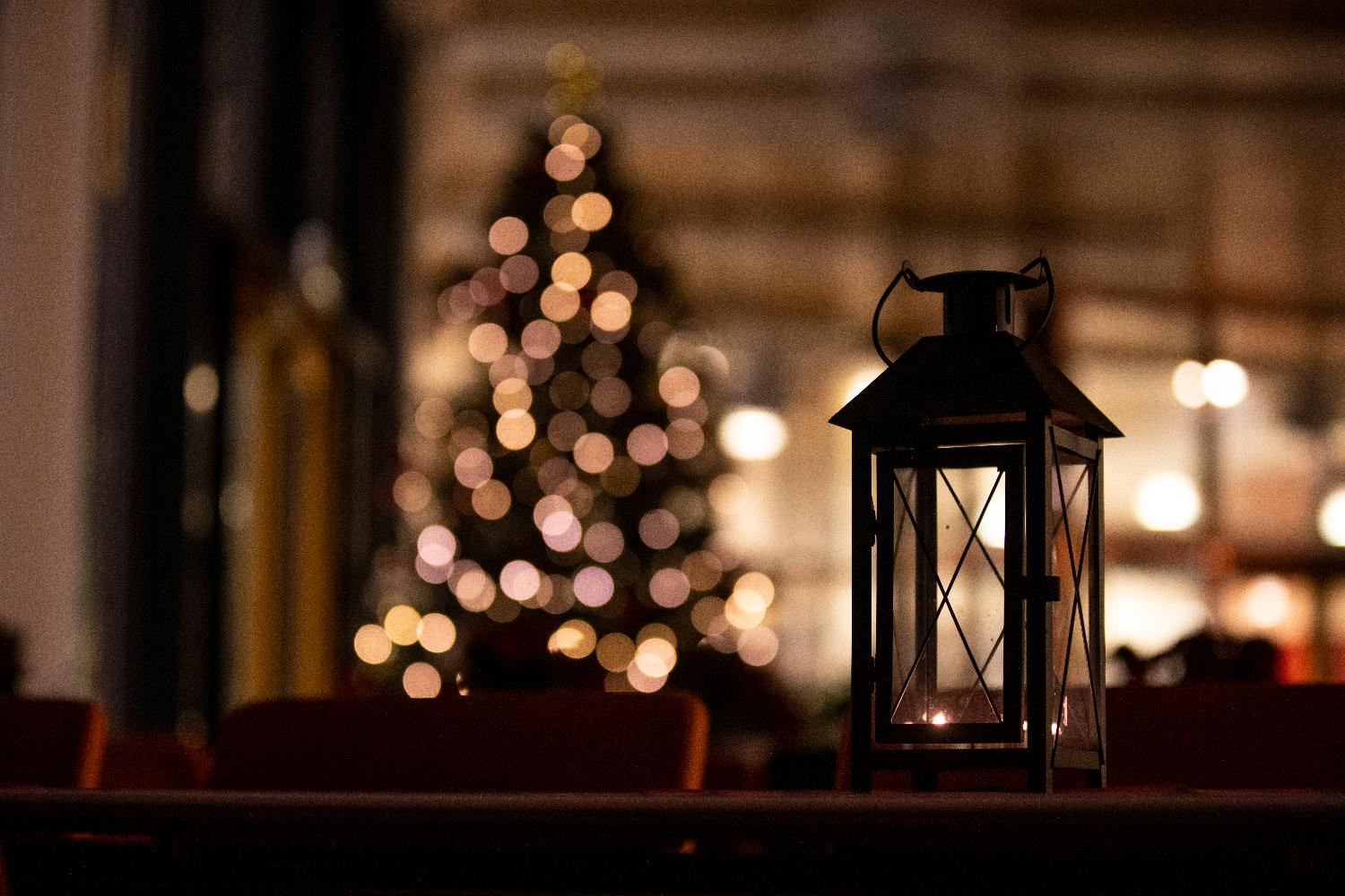 Illustrasjons-/bannerbilde for Administrasjonsdirekt&oslash;rens julelunsj 