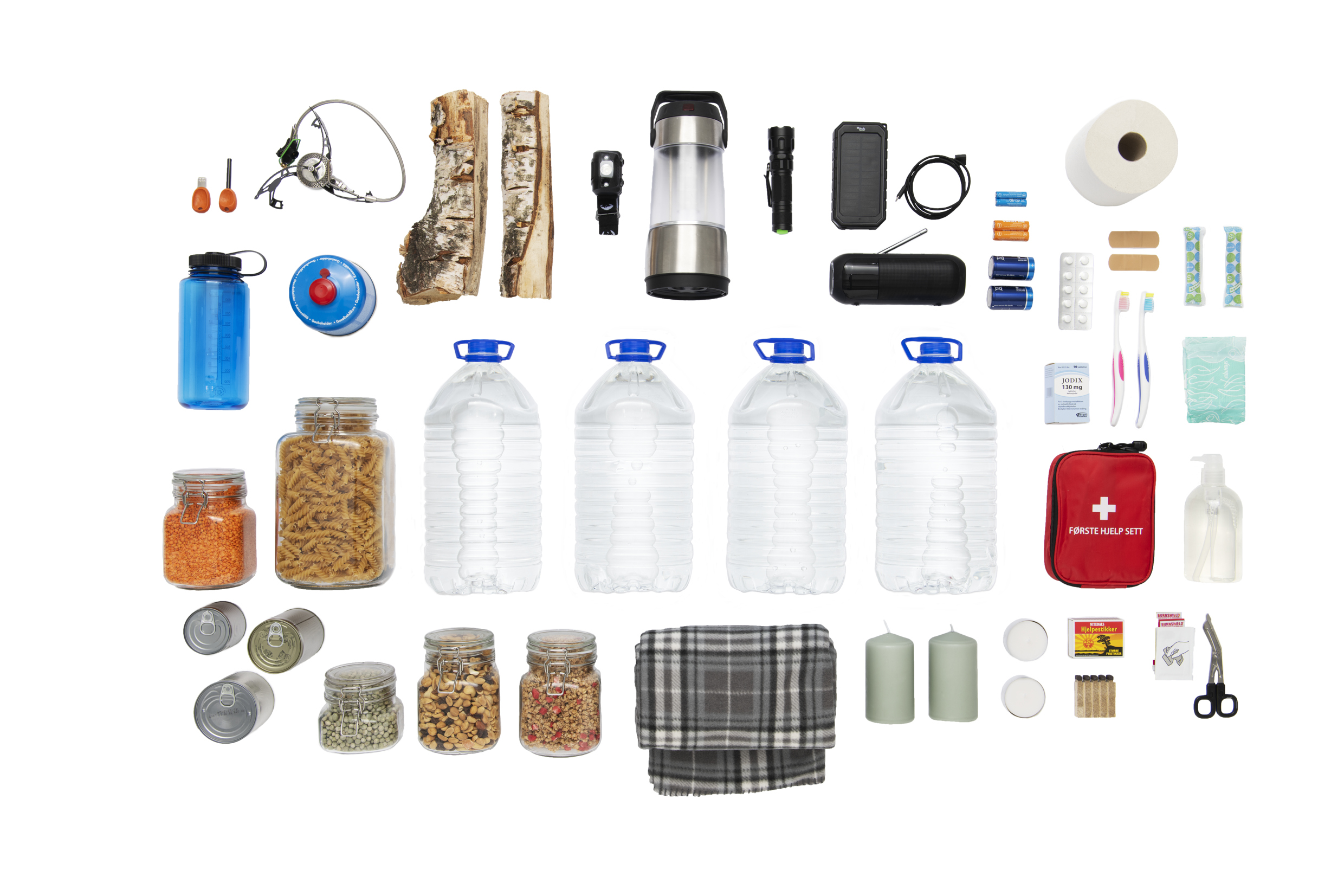 IK_TRY_DSB_Studio_0587_transparent.jpg forskjellige beredskapsting som vanndunk, ved og mat