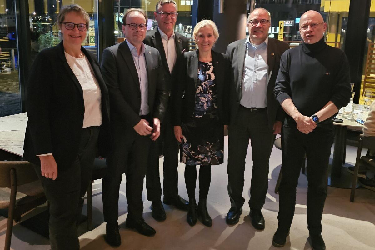 Six people on a line.