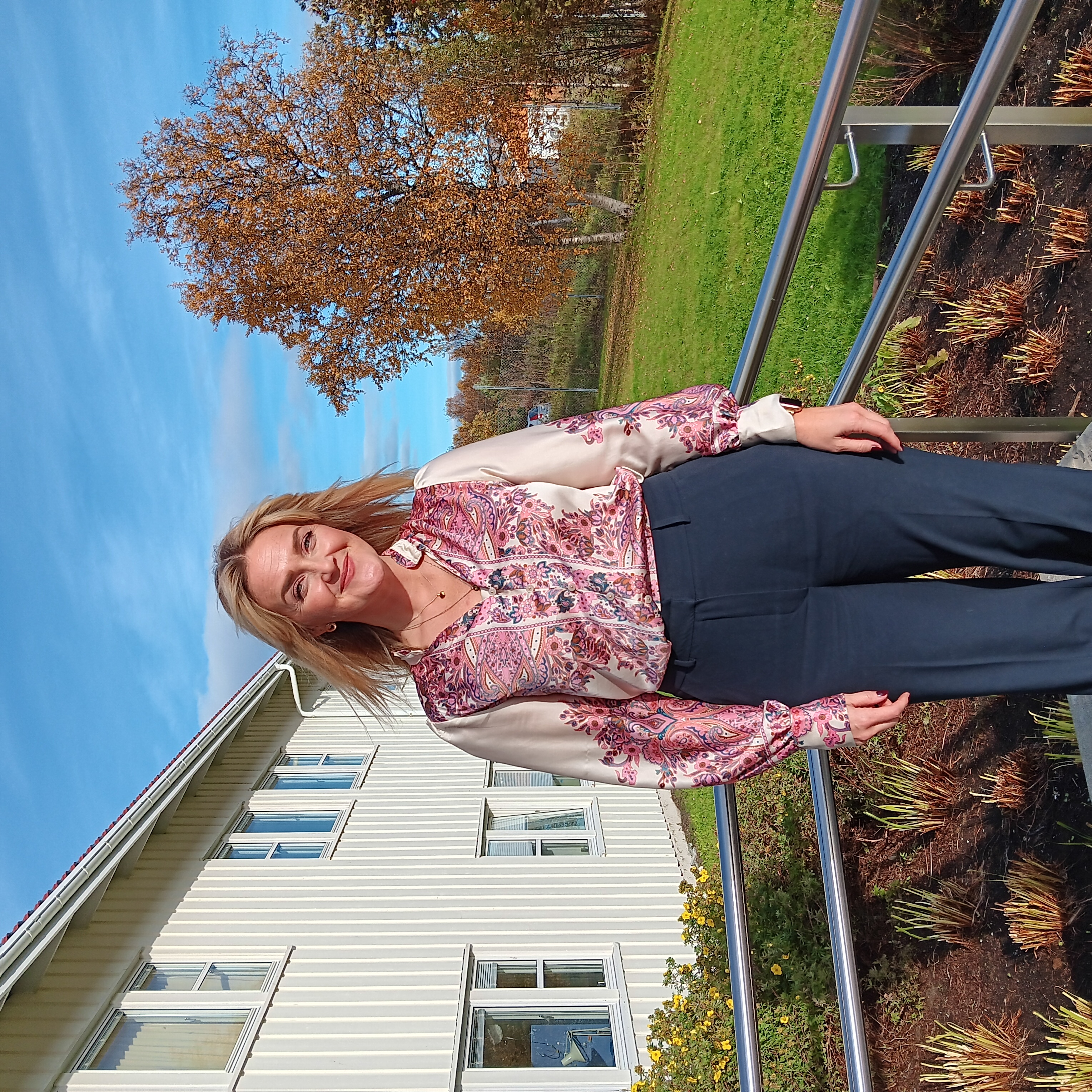 Portrettfoto av en kvinne.