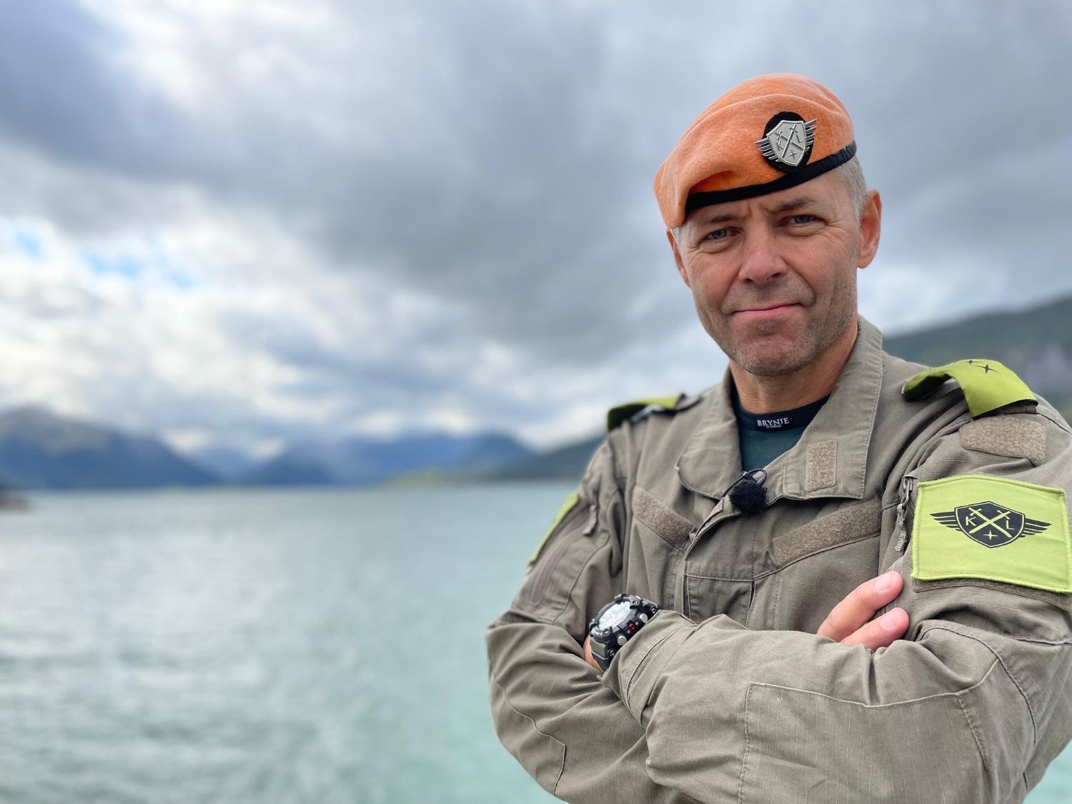 Illustrasjons-/bannerbilde for Kapteinen kommer ...