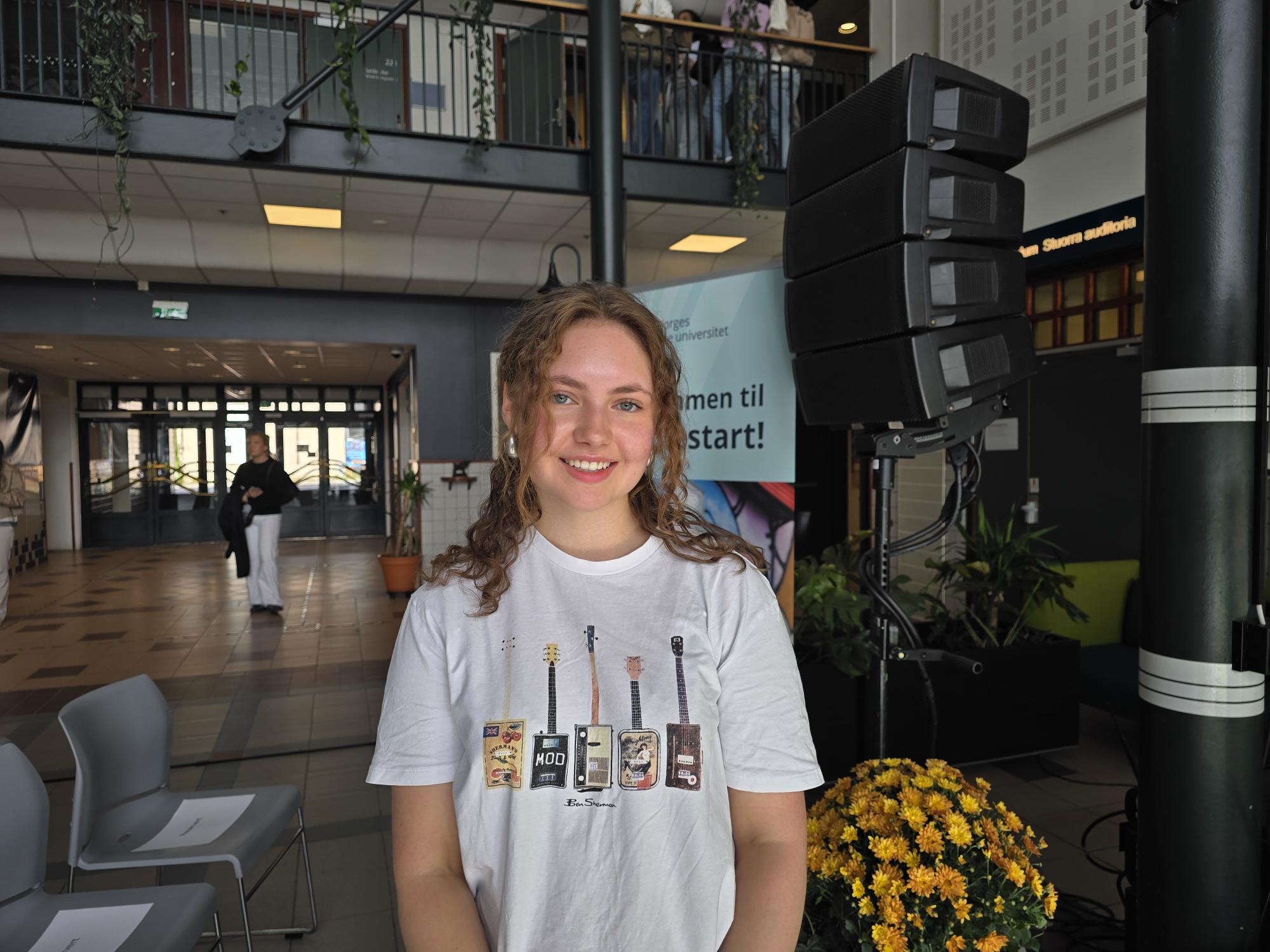 shared image (4).jpeg Portrett av ung kvinne som er ny student.