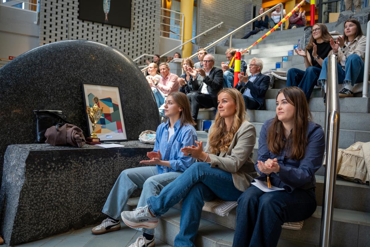 BlueBond-gr&uuml;ndere: Trine Eilertsen, Viktoria Helene Str&oslash;m og Fr&oslash;ya Schultz Wilhelmsen. 